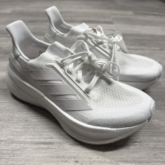 Adidas Ultraboost 5X Cloud White Core Black Shoes JH7252 Womens Size 6.5 Running - Picture 2 of 11